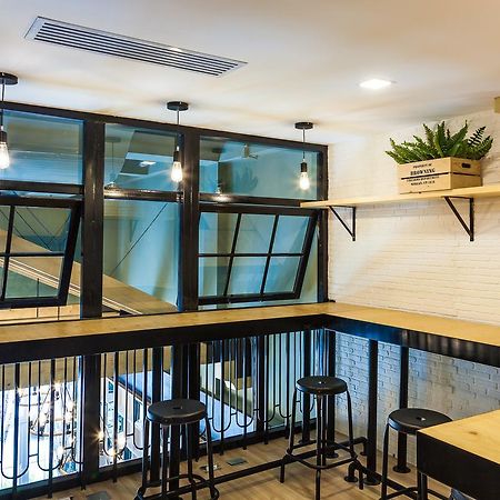 Travel Light Hostel Pattaya Dış mekan fotoğraf