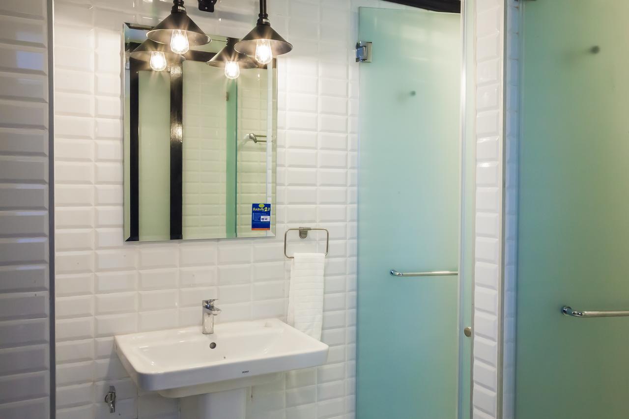 Travel Light Hostel Pattaya Dış mekan fotoğraf